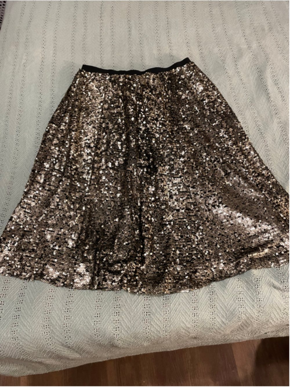 Anthropologie Maeve Sequin A-Line midi Skirt Gold Size L holiday